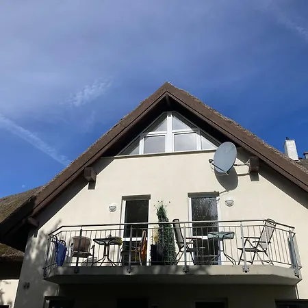 Strandstudio Strandhafer In Mit Balkon, 4 Minuten Zum Sandstrand Appartement Lobbe